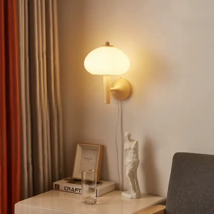 Applique Murale Crémeuse et Lente en Verre, Luminaire Décoratif d'Nik, Idéal pour une Chambre à Coucher, un Couloir, un Bureau ou une Chambre à Coucher