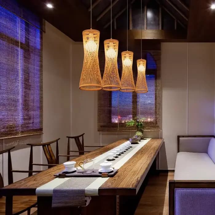 Plafonnier Suspendu en Bambou Tissé à la Main, Luminaire Décoratif de Plafond en Rotin, Idéal pour une Chambre à Coucher
