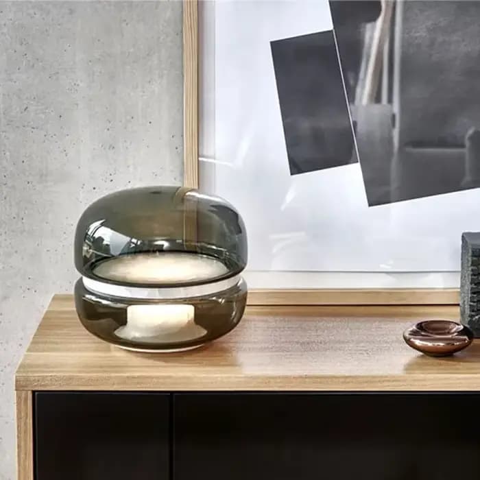 Lampe de table en marbre gris fumé, lampe en verre ambré, veilleuse mignonne, lampe de chambre à coucher, art cendré, design de luxe, macaron simple