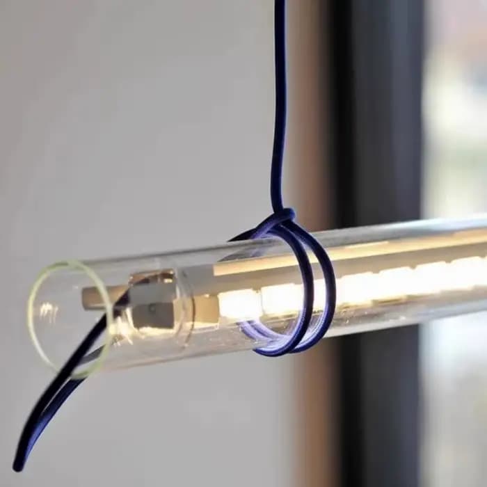 Lampe suspendue de designer, design minimaliste et créatif, en verre rouge, moderne, pour restaurant, bureau, bar, nouvelle collection