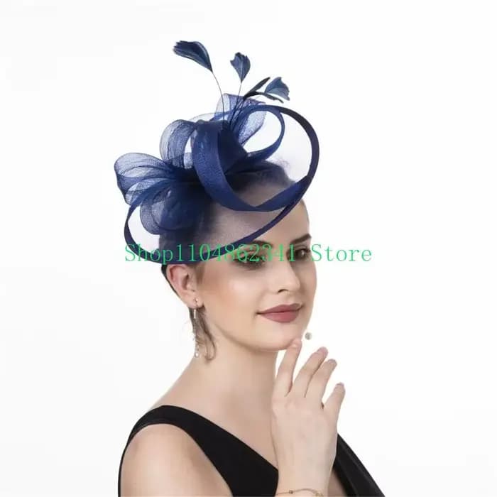Pince à cheveux fascinateur en plumes, pour voyage, ornement de cheveux en maille légère pour mariages, réunions de course et réunions de bal