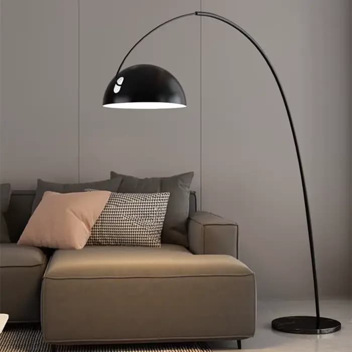 Lampe autoportante noire américaine du milieu du siècle, salon, étude, chambre à coucher, lampe de pêche simple, métal