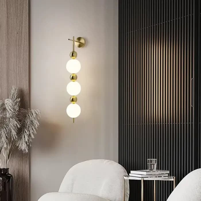 Applique murale en verre au design créatif Post-moderne, luminaire décoratif d'intérieur, idéal pour un bureau, un balcon, une commode, une chambre à coucher ou une chambre à coucher