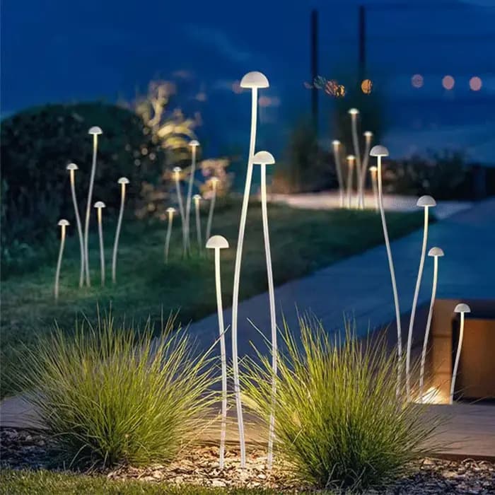 Lumière de Pelouse Imperméable pour Décoration de Jardin, Luminaire Décoratif d'Extérieur, Idéal pour une Villa ou une Cour