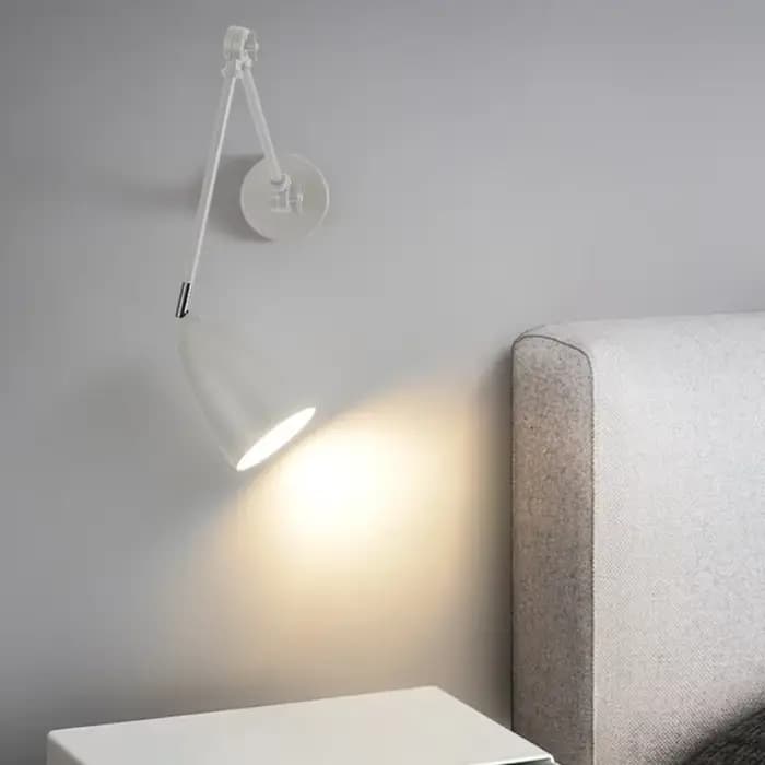 Applique Murale Moderne à LED Réglable, Luminaire Décoratif d'Nik, Idéal pour une Chambre à Coucher ou un Salon