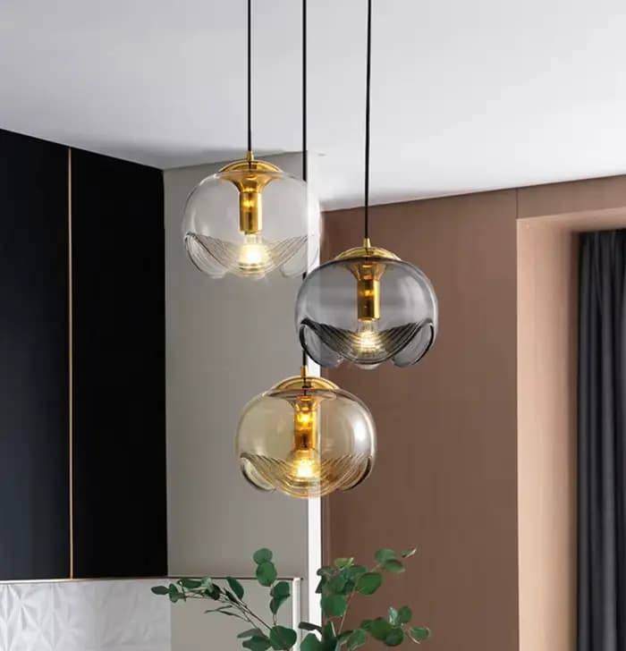 Lampe suspendue en verre Peill Putzler, design moderne, design artistique, luminaire décoratif d'intérieur, idéal pour un salon, une cuisine ou une Table à manger