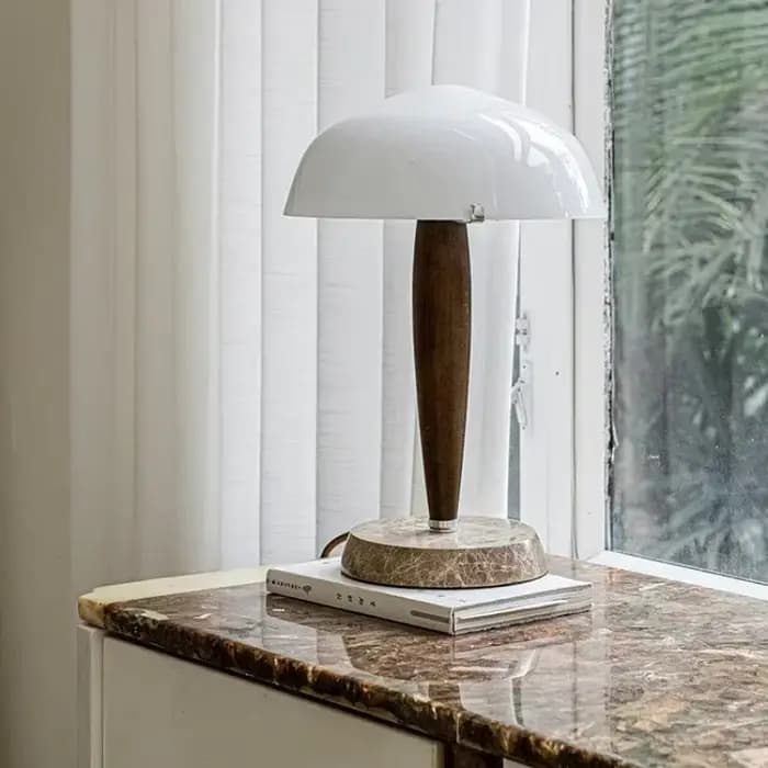 Lampe de table nordique danoise, lampe de bureau en bois pour chambre à coucher, base en marbre, abat-jour en verre, lampe de table design, brochure, hôtel, salon