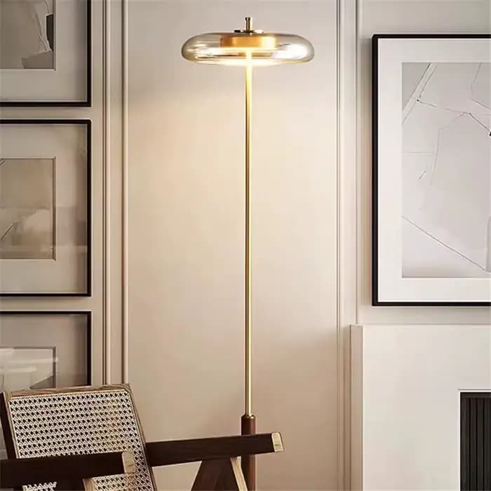 Lampadaire en verre doré pour salon et chambre à coucher, lampe de table design artistique en métal, ludéviation de luxe, cendre plus lente