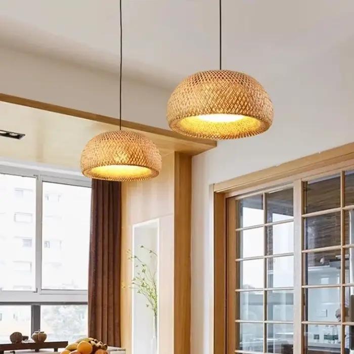 Lanterne en bambou tissée à la main pour salon et chambre luminaire moderne à suspendre en bambou et bois naturel