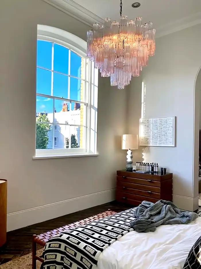 Plafonnier LED en verre de Bergame rose clair lustre cottage chic pour salon restaurant élégant suspension intérieure acier inoxydable lumière douce ambiance chaleureuse