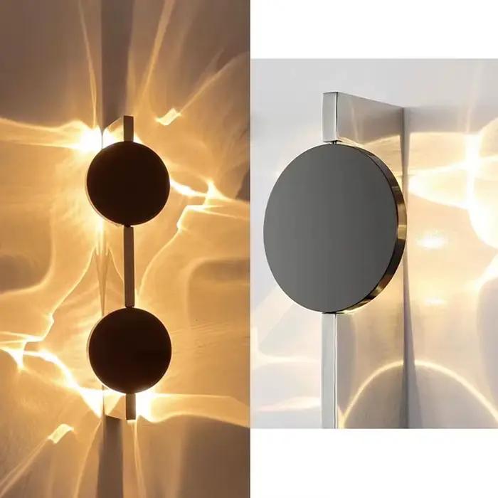 Applique murale LED moderne rotative en acier inoxydable pour chambre à coucher, salon, entrée et salle de bain occasions spéciales