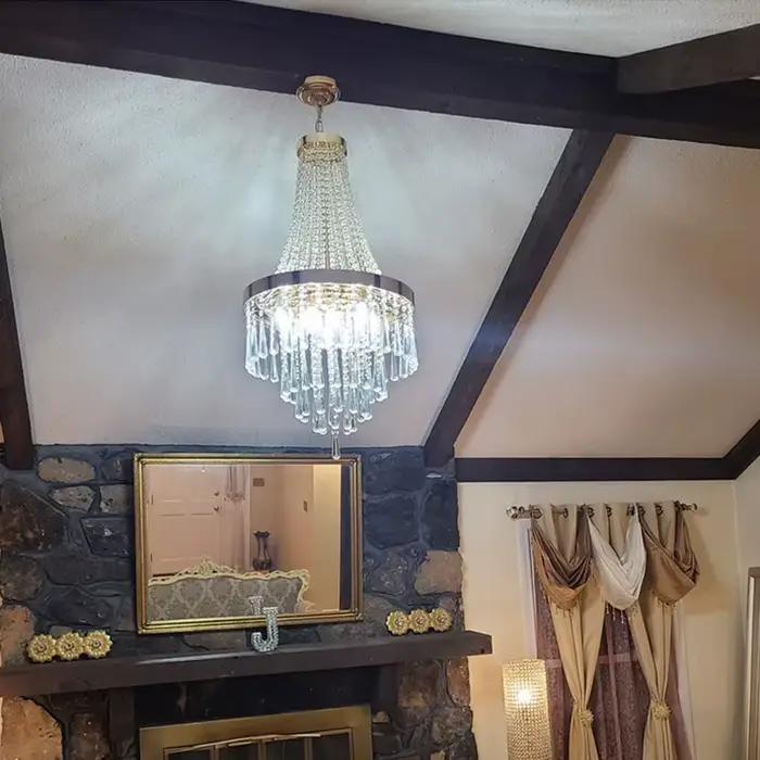 Lustre en cristal doré de luxe pour salon chambre à coucher bar élégant à offrir pour femme occasions spéciales