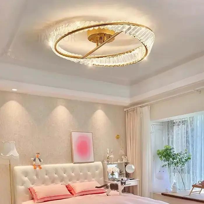 Plafonnier LED en cristal de luxe pour chambre à coucher cuisine salon élégant et lumineux à offrir pour intérieur sophistiqué