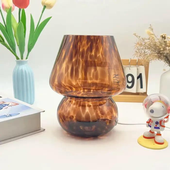 Lampe de Table champignon en verre coloré, lampe de chevet Style crème, lampe d'ambiance Simple pour