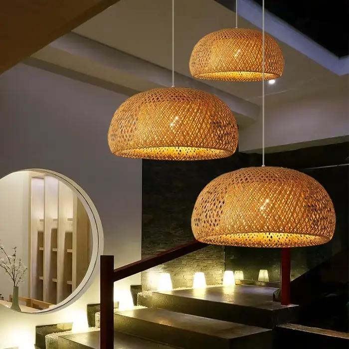 Lanterne en bambou tissée à la main pour salon et chambre luminaire moderne à suspendre en bambou et bois naturel