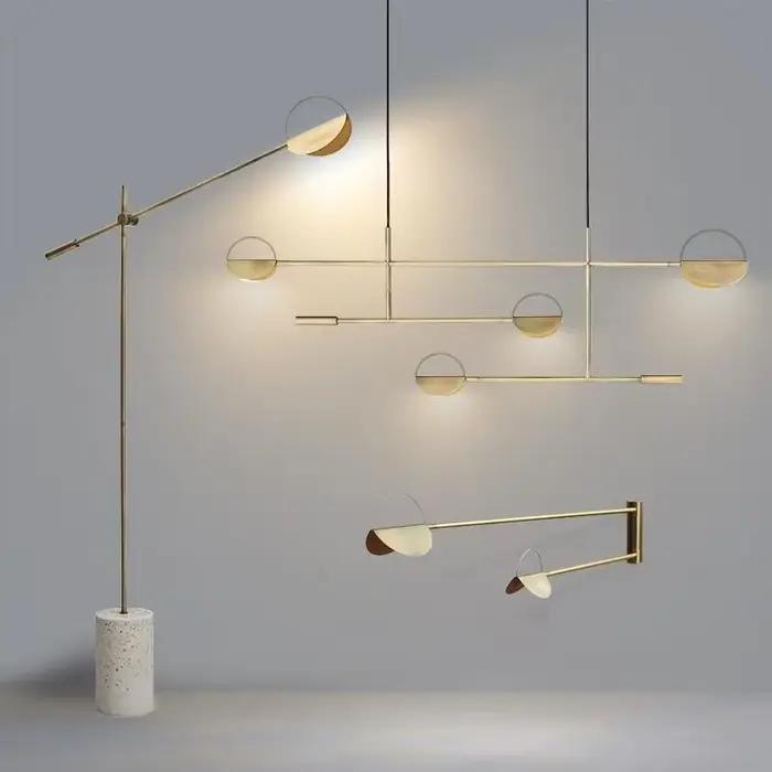 Lampadaire nordique art deco en fer avec chrome poli pour salon ou chambre à coucher design moderne et lumineux occasions spéciales