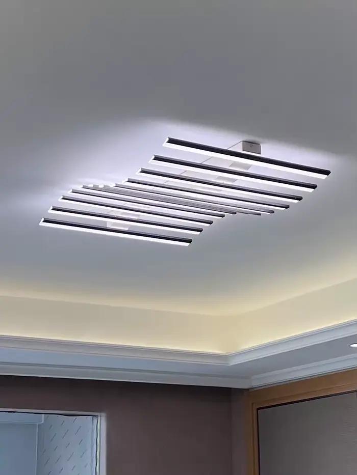 Luminaires de plafond modernes LED pour chambre à coucher et salon, lampe de décoration intérieure fer forgé avec télécommande pour ambiance personnalisable