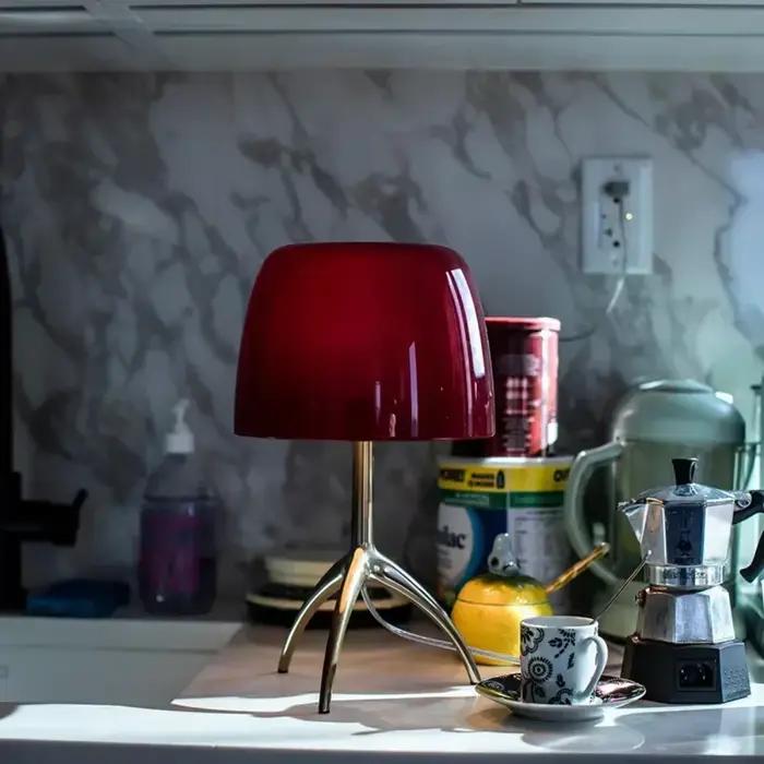 Abat-jour en verre coloré nordique moderne lampe de bureau LED à trois pieds pour étude chambre salon