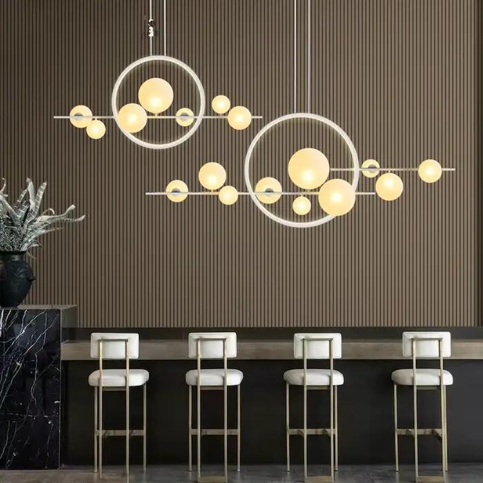 Lustre annulaire moderne avec finition chromée polie pour éclairage contemporain de cuisine et salle à manger