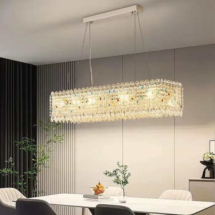 Lustre en cristal de luxe moderne doré pour décoration de salle à manger et îlot de cuisine avec technologie LED et finition chrome poli
