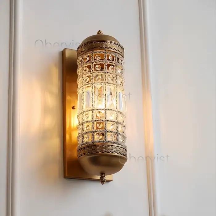 Applique murale vintage en cristal or avec éclairage LED pour salon chambre à coucher hôtel restaurant occasions spéciales élégante moderne