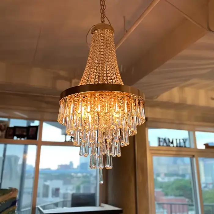 Lustre en cristal doré de luxe pour salon chambre à coucher bar élégant à offrir pour femme occasions spéciales