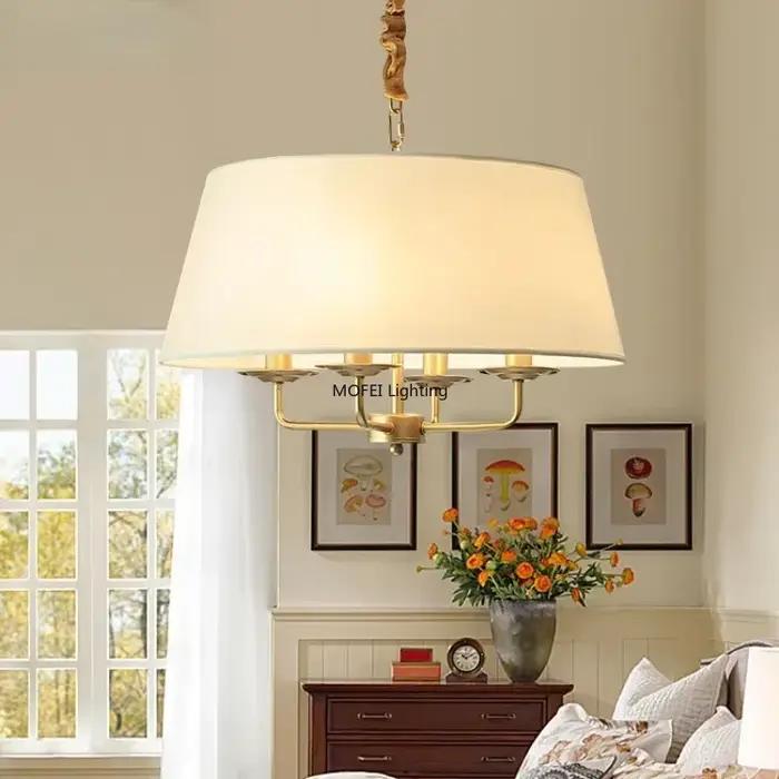 Suspension nordique rétro en métal avec abat-jour en tissu pour salon, chambre d'hôtel, boutique modernes élégants à offrir pour occasions spéciales