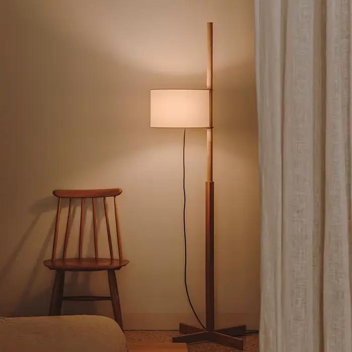 Lampe sur pied japonaise en bois et tissu style art deco pour salon chambre à coucher coin lecture occaions spéciales