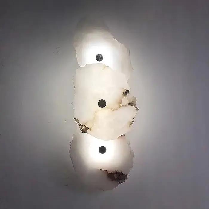 Applique murale en marbre naturel et aluminium design artistique moderne pour éclairage de luxe chambre salon salle à manger